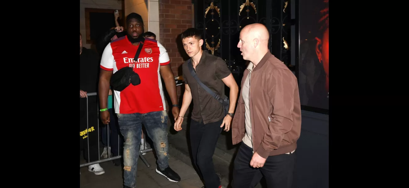 Actor Tom Holland shows off new haircut after play cancelled