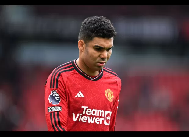 Brazilian icon believes Casemiro should not have chosen to pursue career at Manchester United, citing it as a mistake.