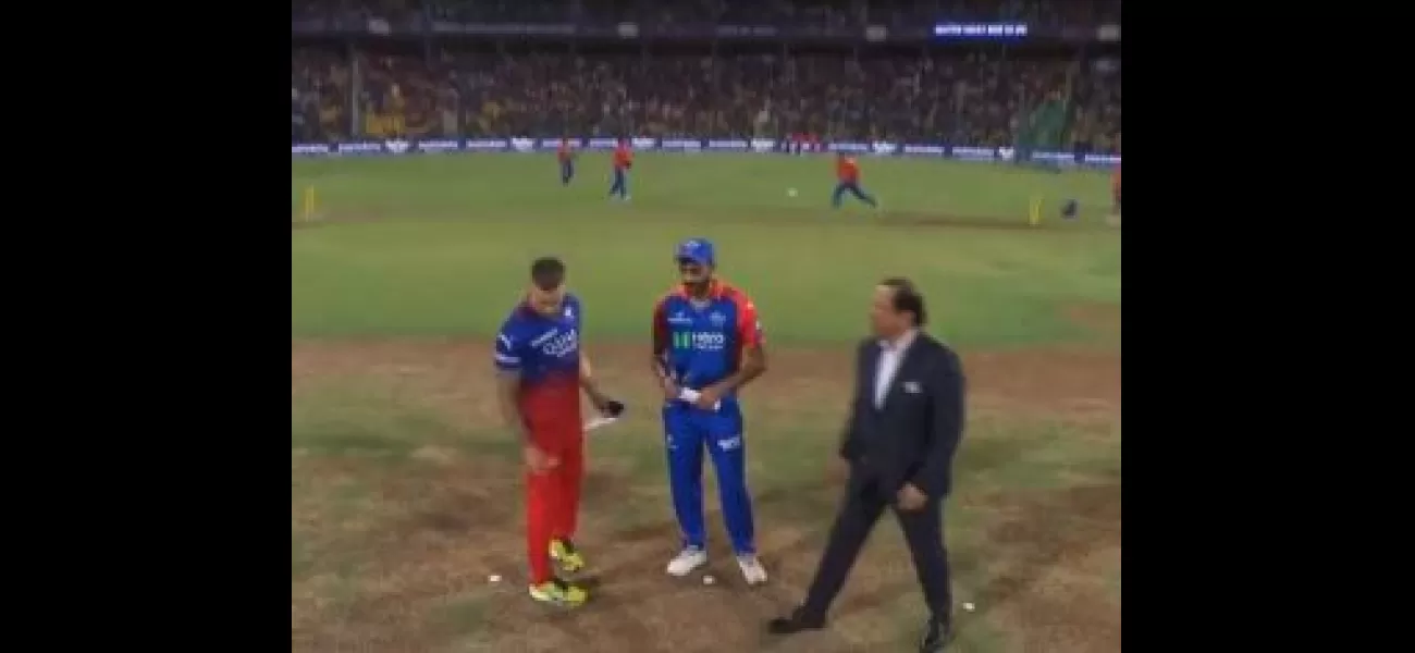 DC chooses to bowl against RCB in cricket match.