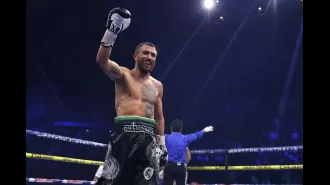 Lomachenko accepts Davis' challenge after defeating Kambosos Jr.