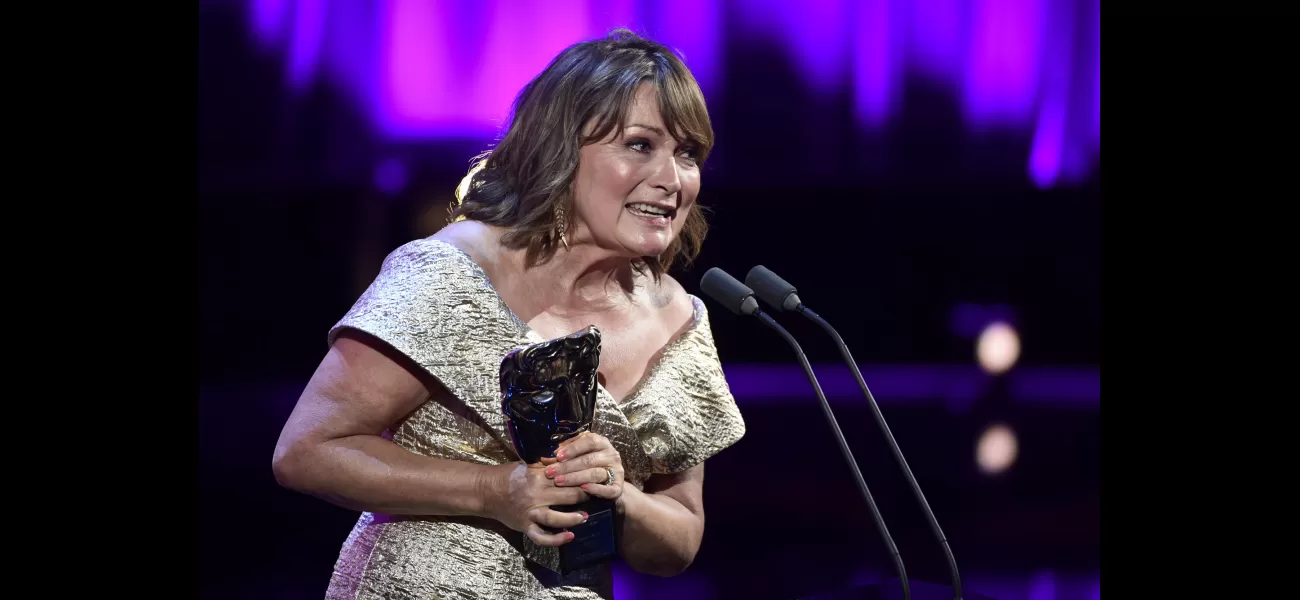 TV host Lorraine Kelly shares funny clothing mishap before Bafta TV Awards.