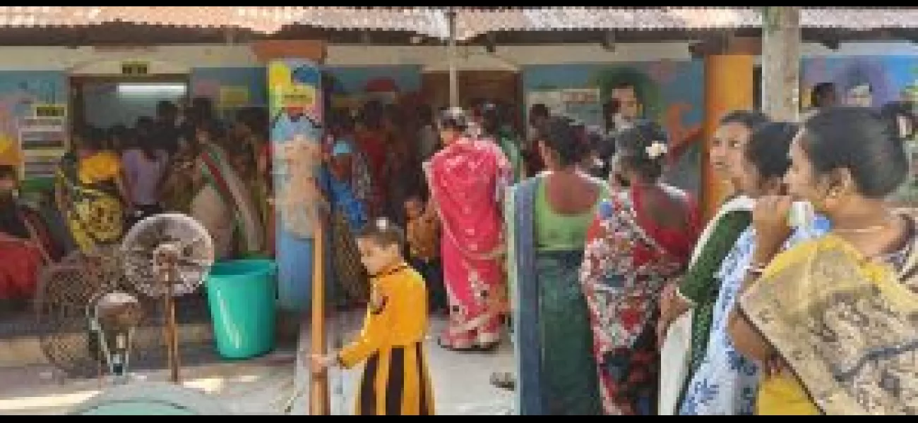 39.30% of eligible voters in Odisha have cast their ballots as of 1pm.