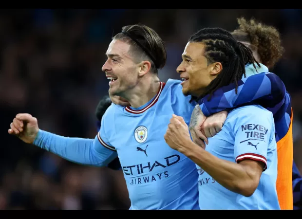 Manchester City gets two players back from injuries before important game against Tottenham.