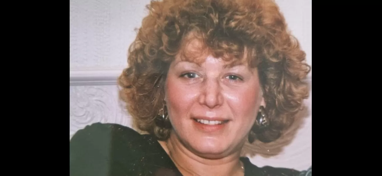 Gogglebox celebrity looks completely different in old photo taken 30 years before becoming famous.