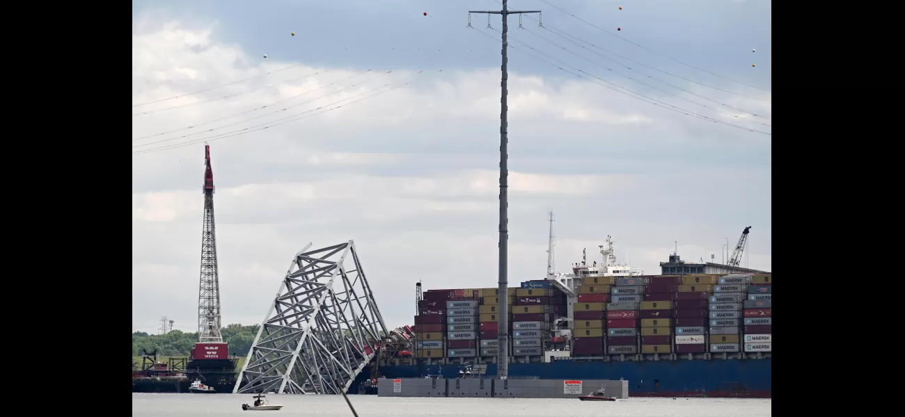 A cargo ship, which left port hours after experiencing a power outage, is responsible for the collapse of a Baltimore bridge.