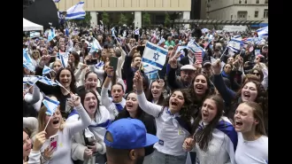 Chicago Jews are feeling sad as they celebrate Israel Independence Day this year.