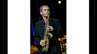 Grammy-winning saxophonist, David Sanborn, known for his contributions to hundreds of albums, passes away at 78.