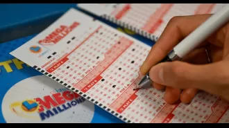 Family sues $1.35 billion lottery winner for not following through on promised sharing.