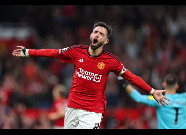 Bruno Fernandes assures Manchester United that he is committed to staying with the team.