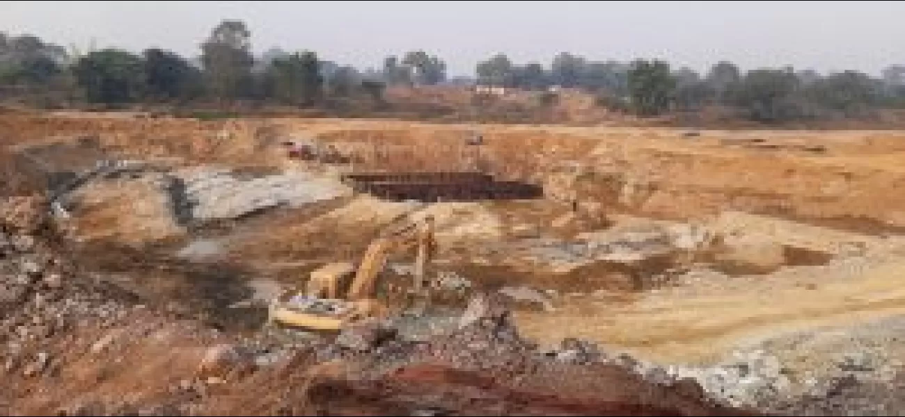 Police grant security as administration resumes bridge construction.