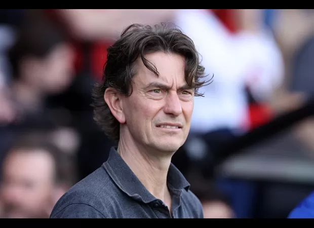 Frank addresses rumors about possible move to Manchester United while staying committed to Brentford.