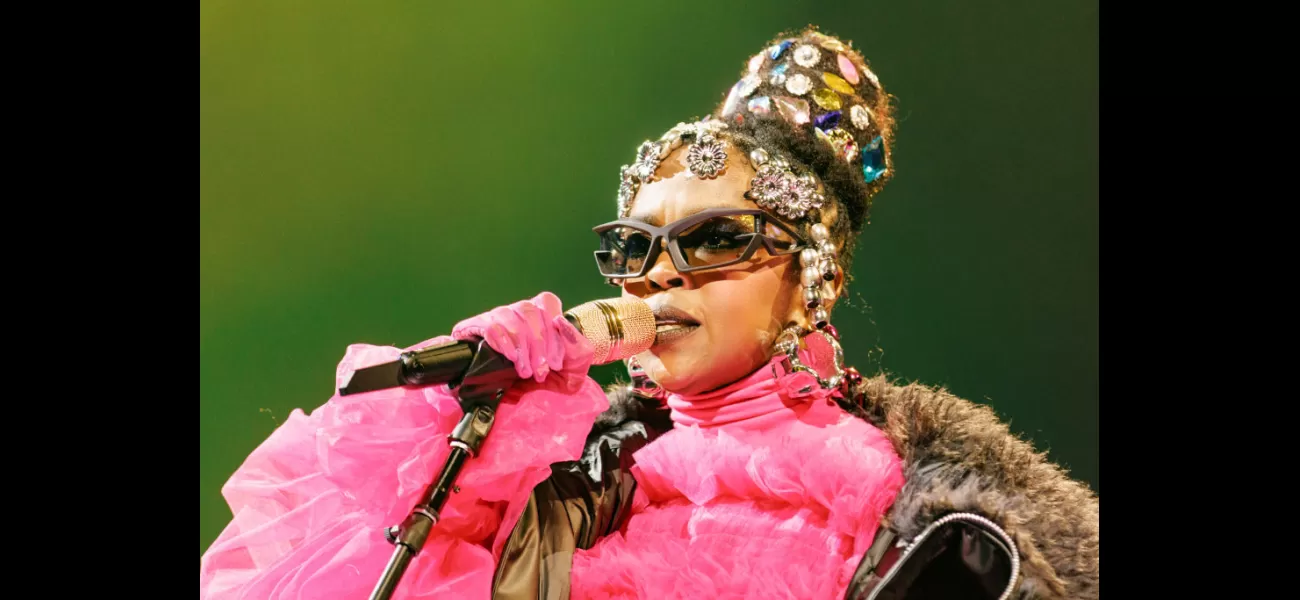 Lauryn Hill announces new album coming soon.