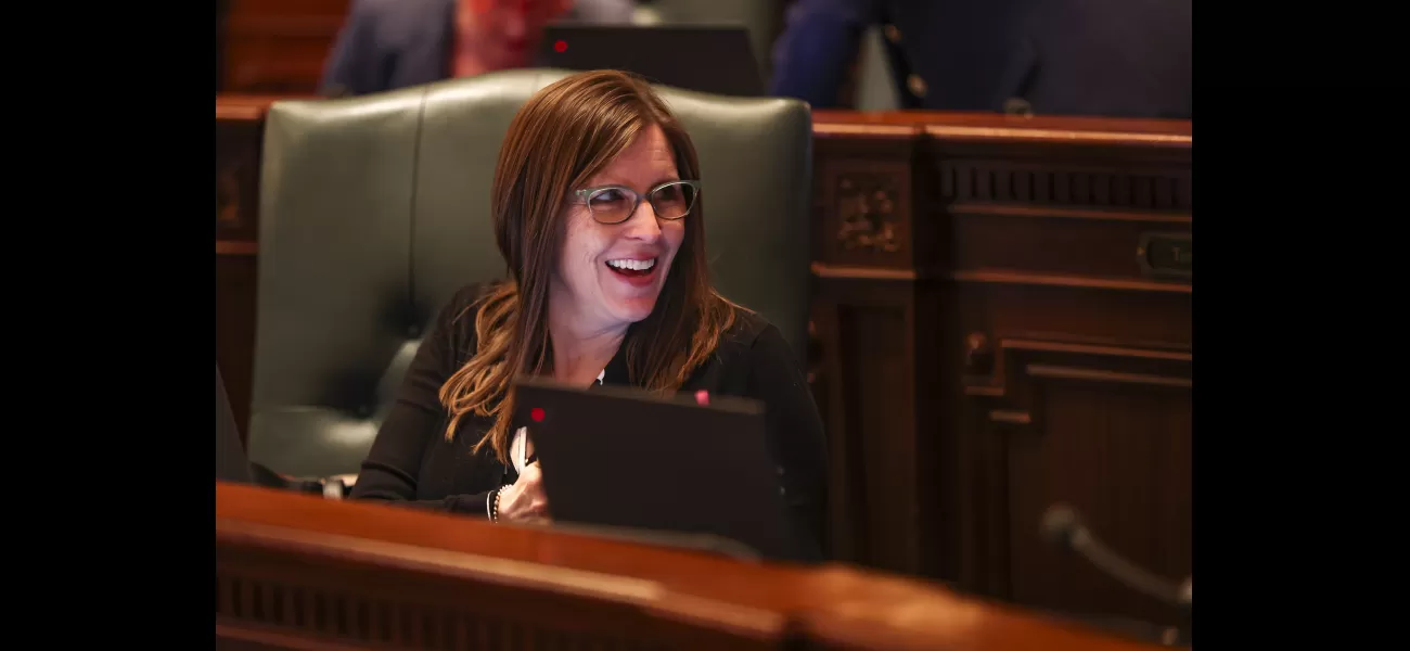 Illinois lawmakers pass bill to change state's biometric privacy law.
