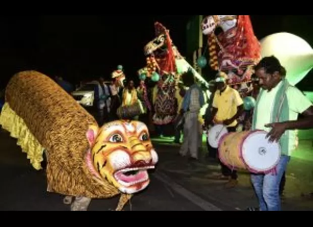 Explore vibrant images of Odisha, a state in eastern India, showcasing its diverse culture, landscapes, and people.