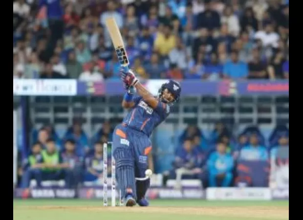 Pooran and Rahul lead Lucknow Super Giants to a score of 214/6 against Mumbai Indians in IPL match.