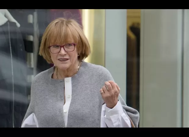 Anne Robinson, a 79-year-old TV presenter, acknowledges her relationship with the 84-year-old ex-husband of the Queen in a serious seven-word reply.