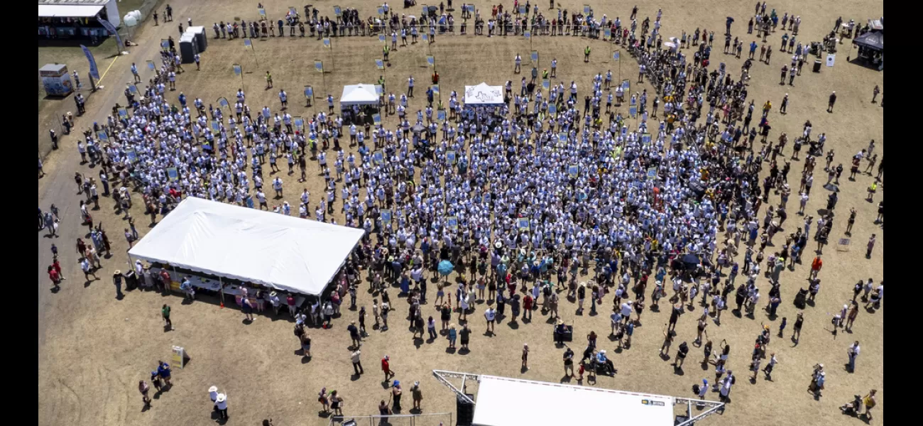 Hundreds of Kyles gathered, but it fell short of setting a record.