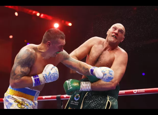 Usyk defeats Fury to become undisputed heavyweight champ.
