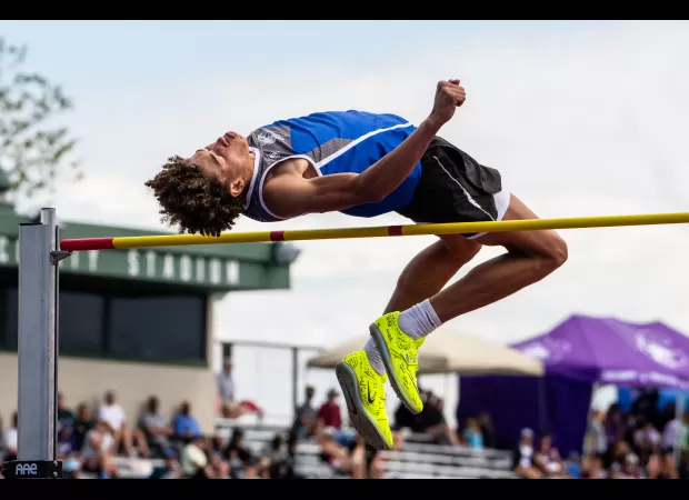 Scottie Vines, a top high jumper from De Beque, wins third state title to cap off high school career.