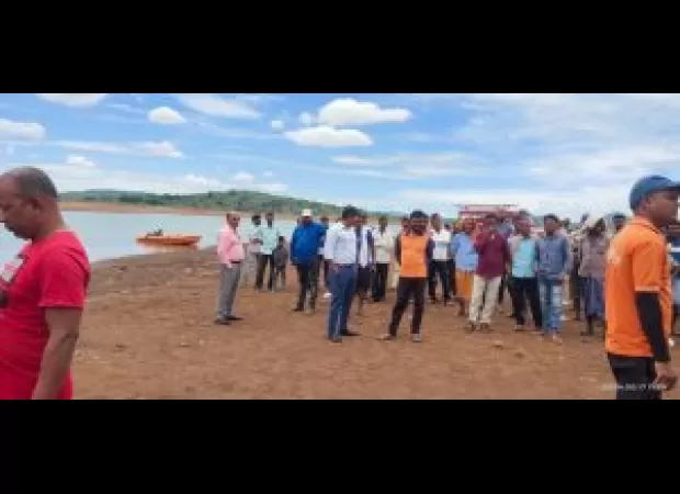 Body of man found in reservoir.