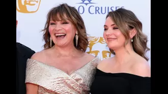 Excited grandmother-to-be Lorraine Kelly announces gender of her daughter's first child.