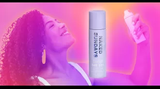 SPF spray that doesn't ruin makeup, gives dewy glow according to satisfied customers.