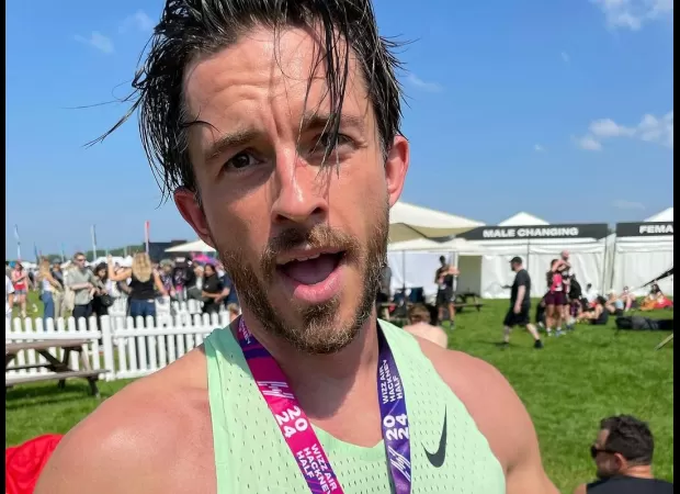 Fans go crazy over steamy photo shared by Jonathan Bailey from Bridgerton.