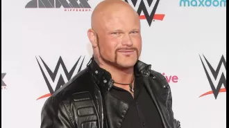 Pro-wrestling legend 'Bad Bones' John Klinger passes away at 40, shortly after his last match.