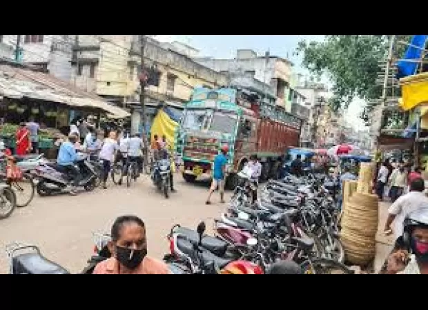 Traffic troubles continue on five main roads in Rourkela, with no solution in sight.