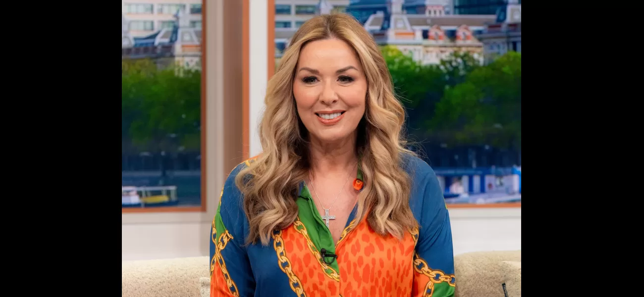 Claire Sweeney leaves Coronation Street for new TV role with soap stars.