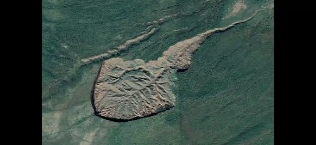 A voracious 'mouth of hell' continuously consumes surrounding land without any means of halting its progress.