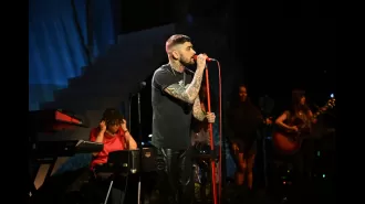 Zayn Malik's debut solo concert was short, but his fans didn't mind.