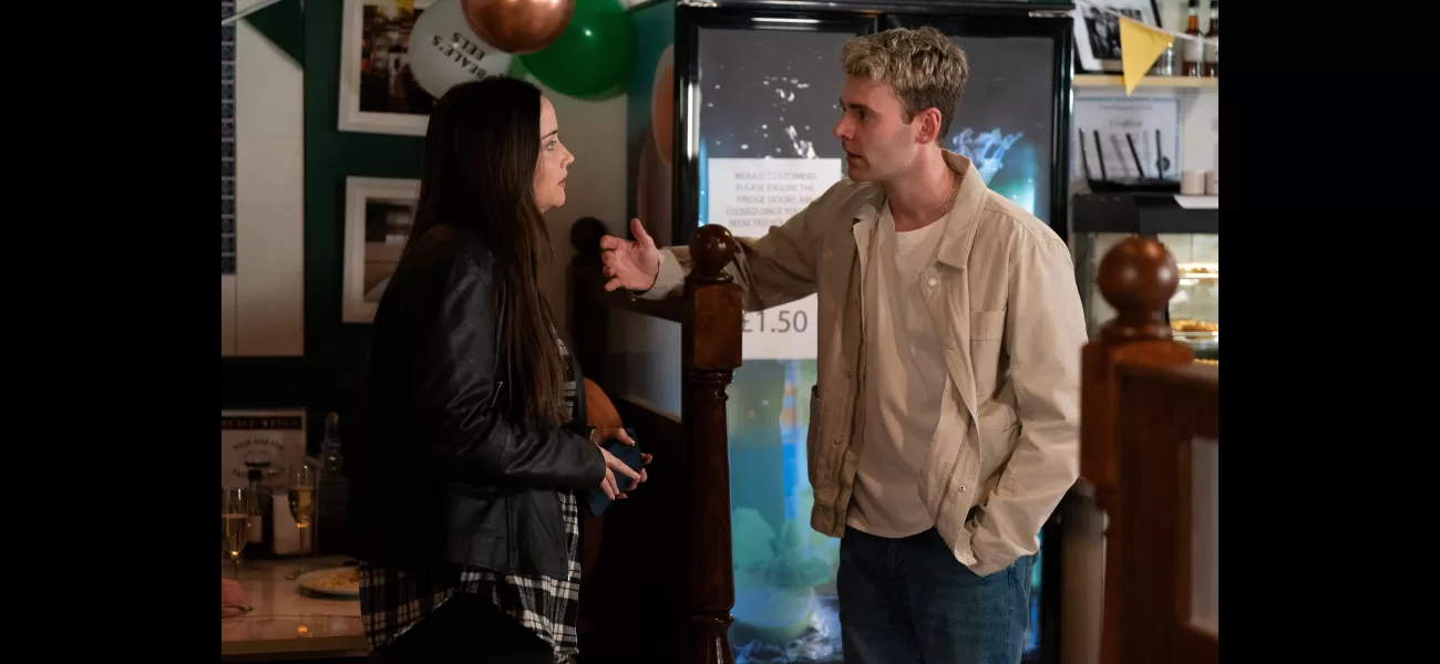 Loved-up pair reunite for a night in EastEnders.