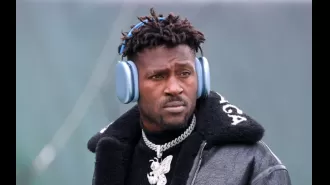 Antonio Brown has declared himself bankrupt.