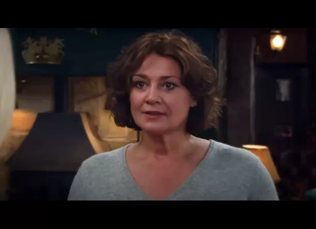 Emmerdale's Moira plans to murder and cook Isaac's friend, leaving us shocked.