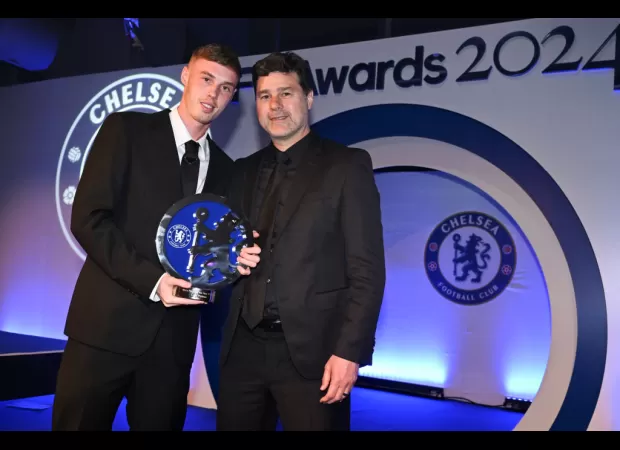 Palmer impresses Pochettino, Chelsea players surprised by move.