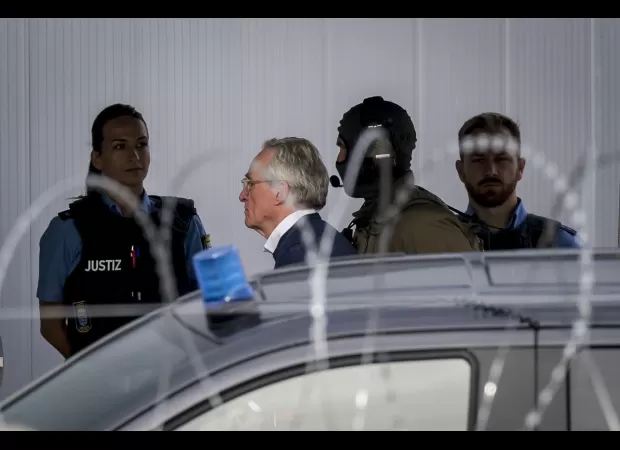 Trial begins for German noble accused of plotting coup.