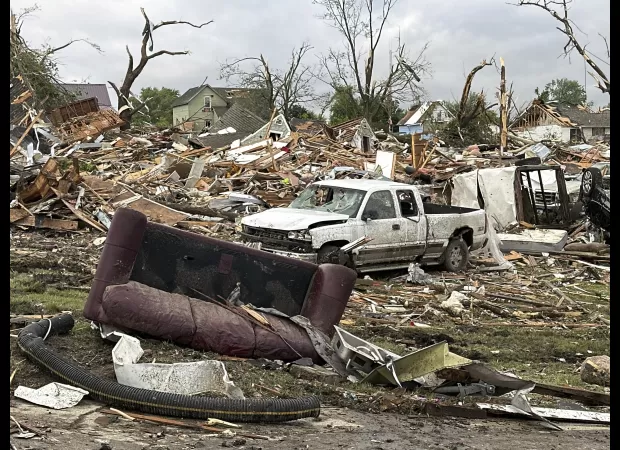 Deadly tornado destroys Iowa town, part of severe Midwest storm outbreak.