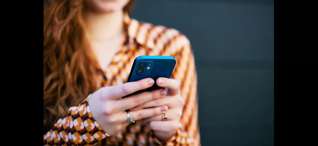 Apple has issued an urgent update to fix a bug on iPhones that brings back deleted nude photos.
