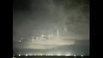Strange columns of light appearing in the sky - but what are they?