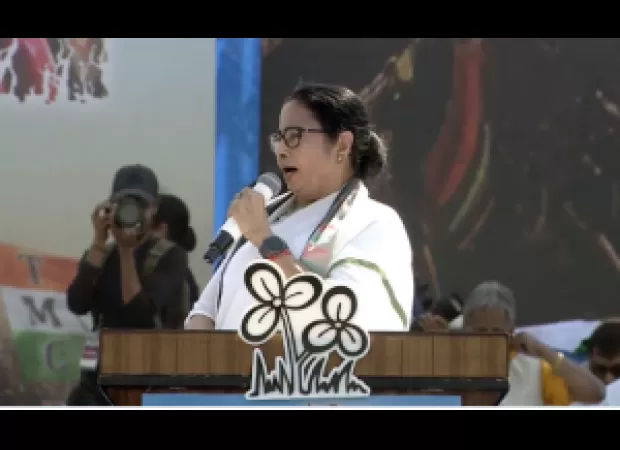 Mamata will not agree to court ruling that removes OBC status from various groups in Bengal.