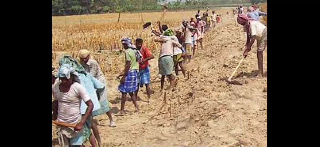 Four workers die in Jharkhand while digging a well and getting buried.