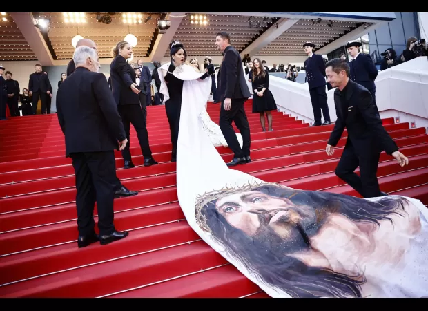 Jesus Christ shocks Cannes attendees with surprise appearance on red carpet