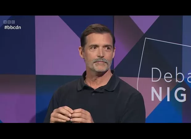 British Sewing Bee judge praised for accurately capturing the atmosphere in the UK before the General Election.