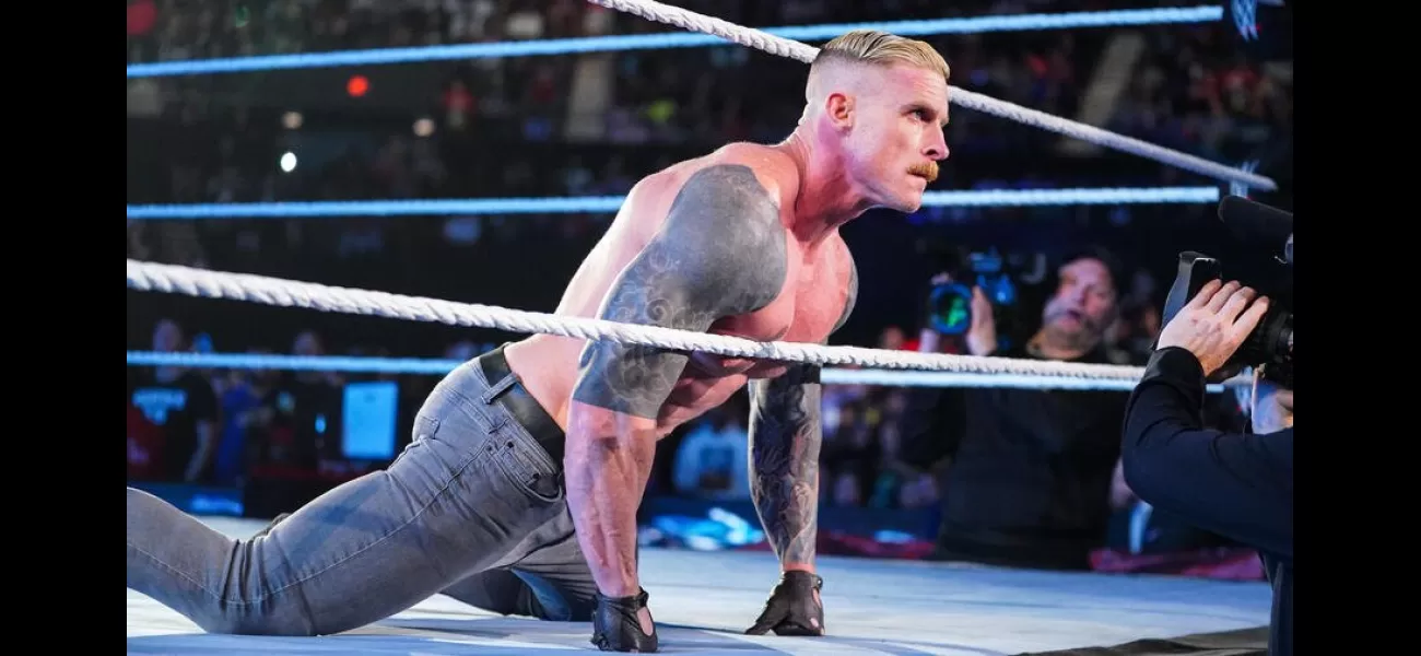 Famous wrestler looks completely different with unconventional appearance in rare public appearance.