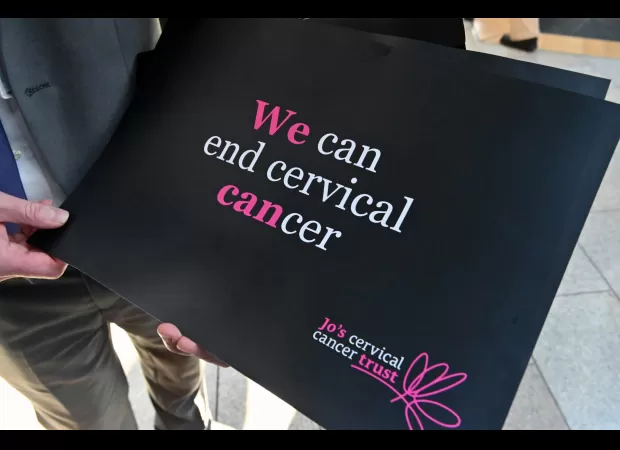 A big cancer organization is closing because of overwhelming financial problems.