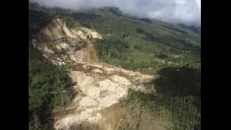Australian media reports that a landslide in Papua New Guinea has resulted in the deaths of over 100 people.