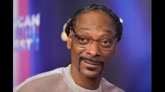 You have the opportunity to purchase merchandise from Snoop Dogg.