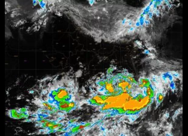 A strong cyclone developing in the Bay of Bengal is expected to hit land on Sunday evening.
