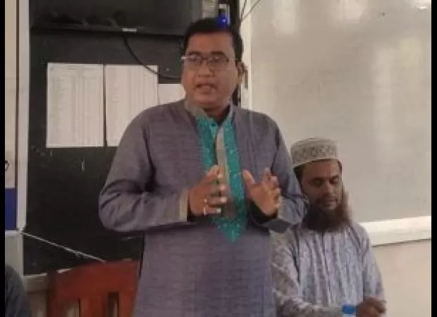 A butcher was arrested by police in Bangladesh for a murder and used his help to locate the victim's body parts.